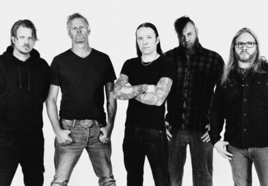 Ein schwarz-weiß Foto der Band tAKiDA